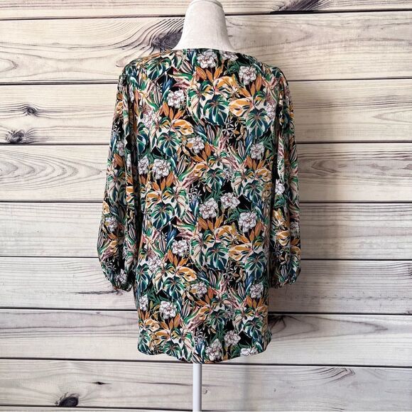 Halogen Tropical Floral Leaf Patterned V Neck Blouse - Picture 5 of 9